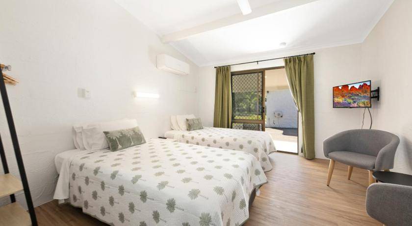 Photo of Bedroom in Kinka Beach