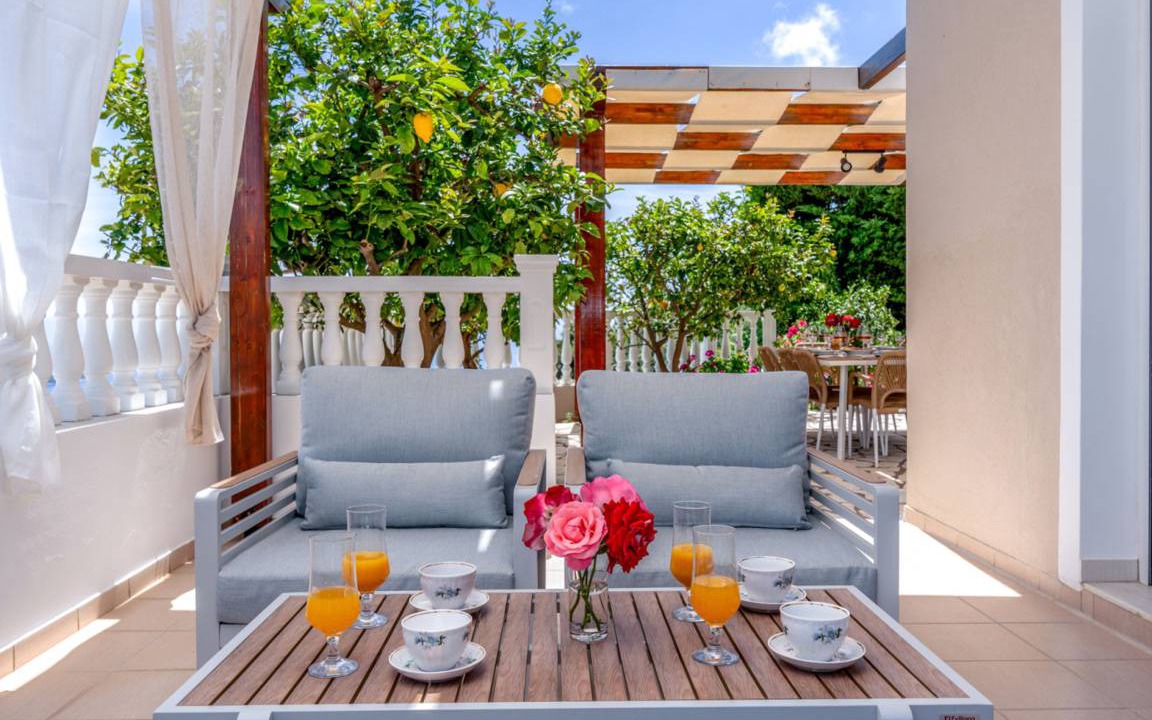 Photo of Patio Balcony in Pondi
