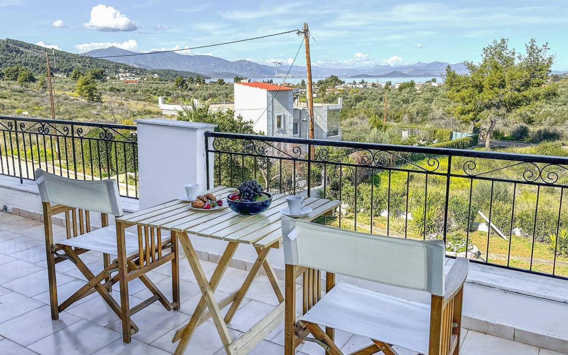 Photo of Patio Balcony in Theologos