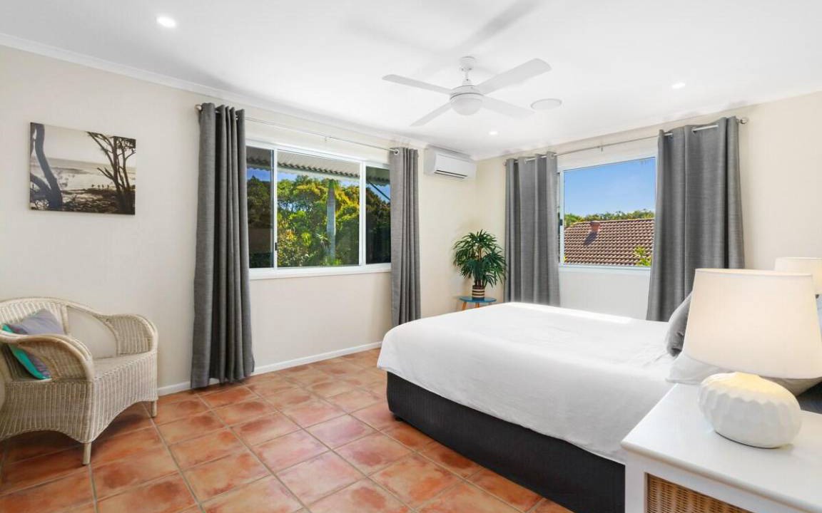 Photo of Bedroom in Castaways Beach