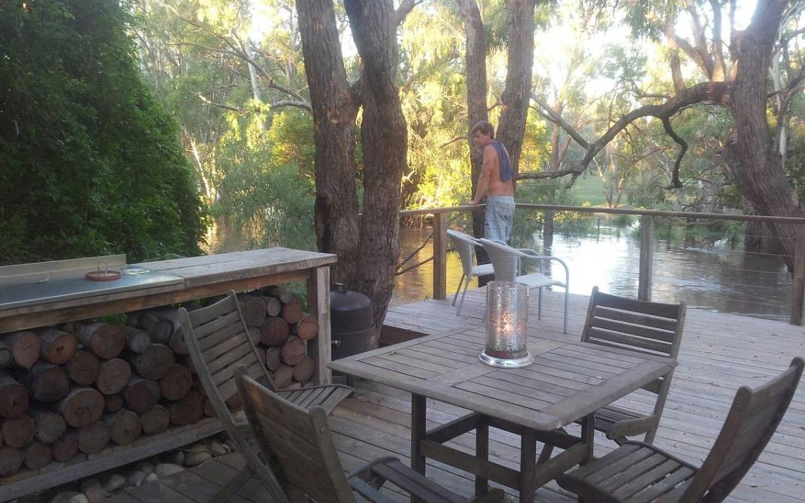 Photo of Others in Chinchilla
