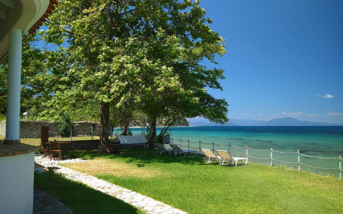 Photo of Others in Aravissos