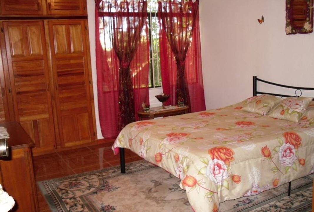 Photo of Bedroom in Daniel Flores