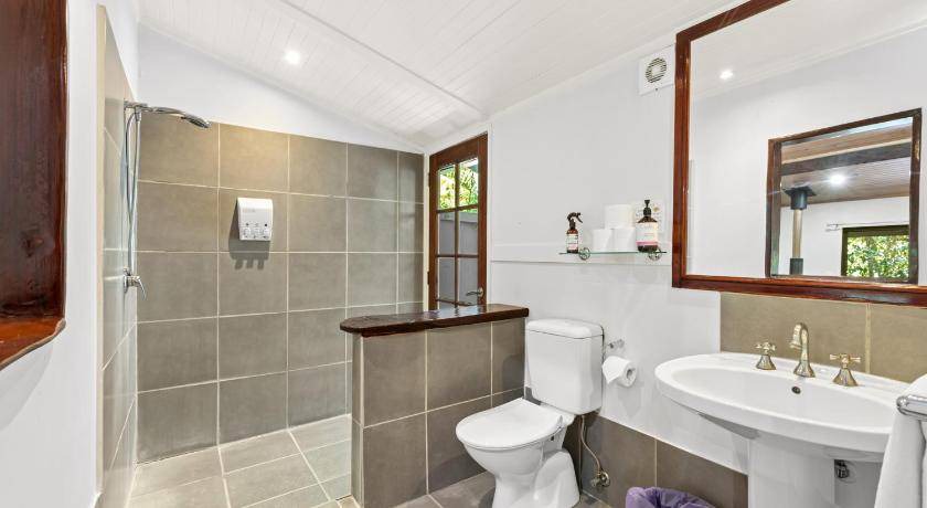 Photo of Bathroom in Hunchy