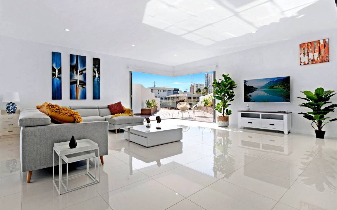 Photo of Others in Broadbeach Waters