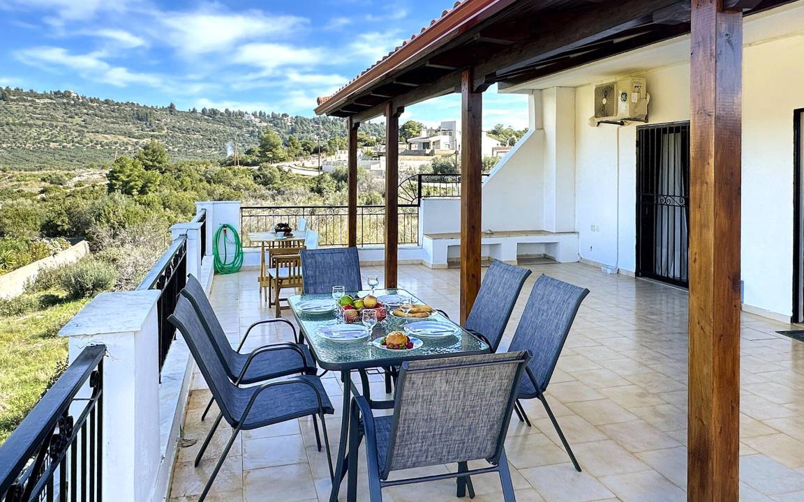 Photo of Patio Balcony in Theologos