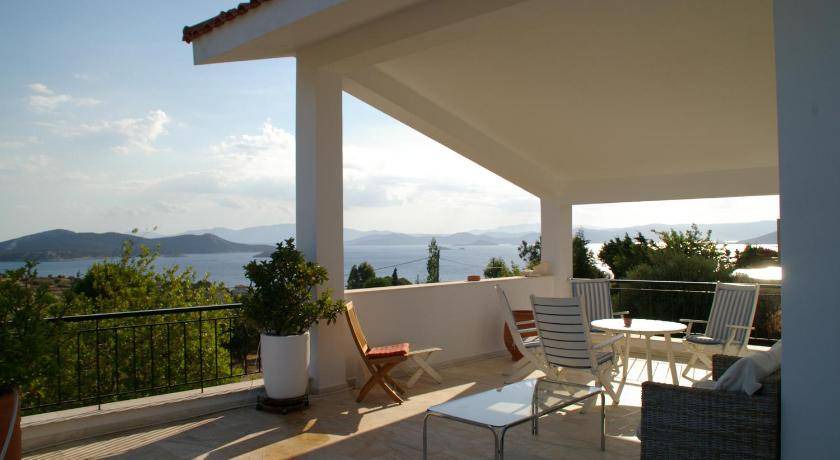 Photo of Patio Balcony in Nea Styra