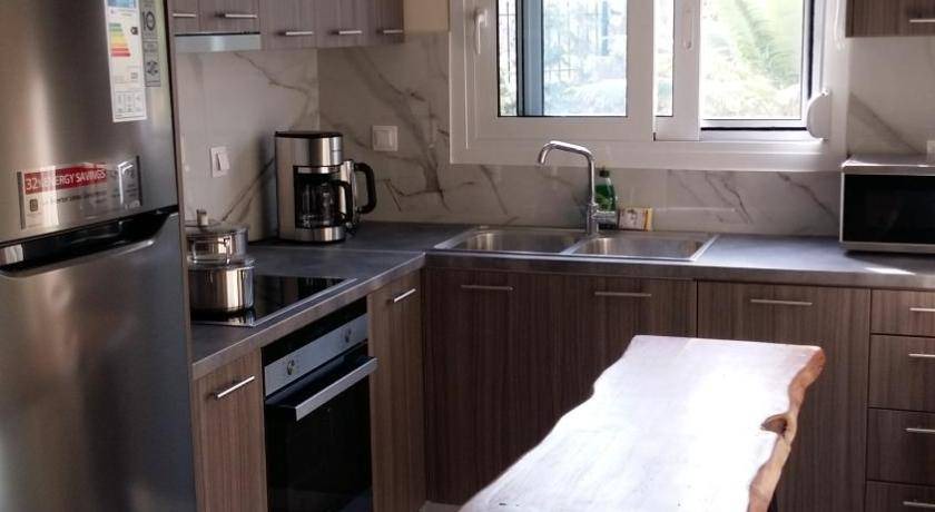 Photo of Kitchen in Episkopos