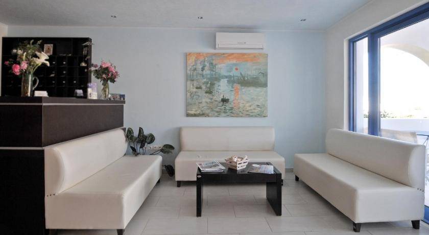 Photo of Livingroom in Agia Pelagia