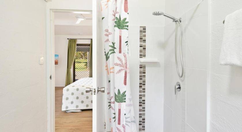Photo of Bathroom in Kinka Beach