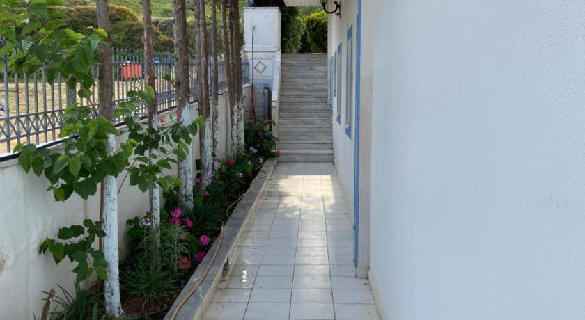 Photo of Others in Mourteri