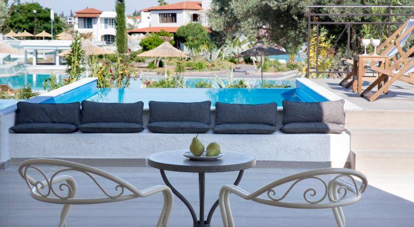 Photo of Others in Eretria