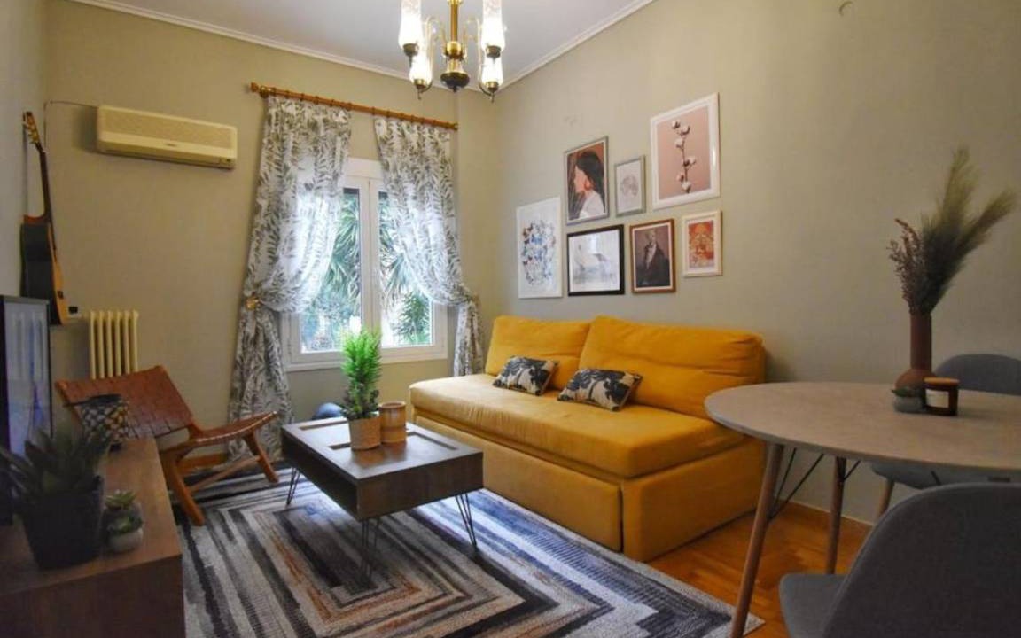 Photo of Livingroom in Thissio