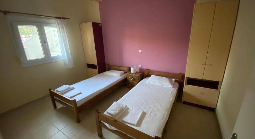 Photo of Bedroom in Mourteri