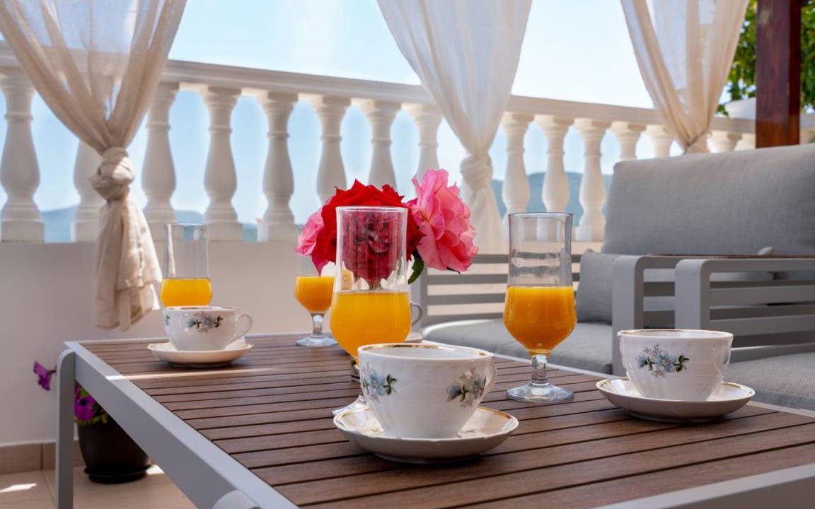 Photo of Patio Balcony in Pondi