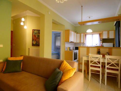 Photo of Livingroom in Kato Galatas