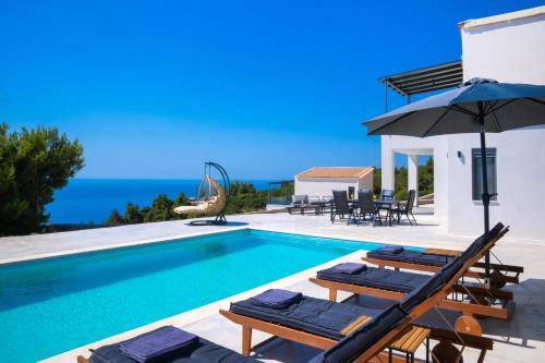 Photo of Patio Balcony in Evgiros