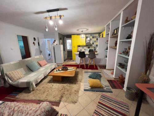 Photo of Livingroom in Amfikleia-Elateia