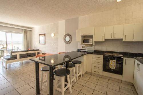 Photo of Kitchen in Margate Beach