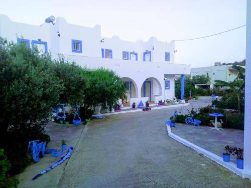 Photo of Buildings in Vromolithos