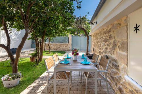 Photo of Patio Balcony in Loutraki
