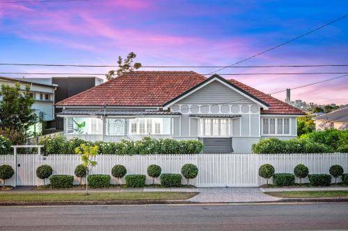 Photo of Others in Greenslopes