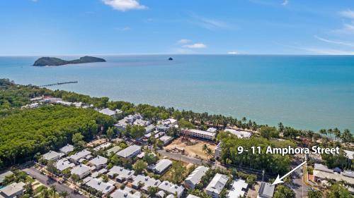 Photo of Others in Palm Cove