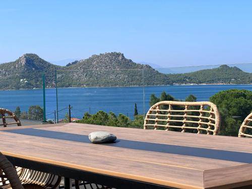 Photo of Others in Limni Vouliagmenis