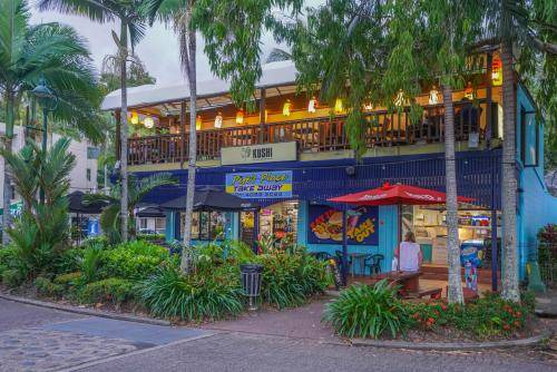 Photo of Others in Palm Cove