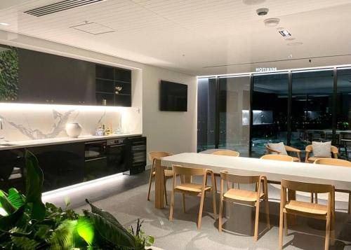 Photo of Others in Broadbeach
