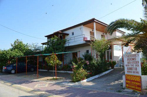 Photo of Buildings in Zacharo
