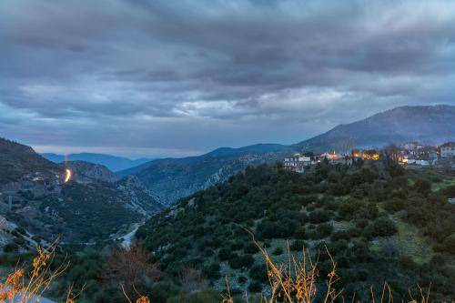 Photo of Others in Eptalofos