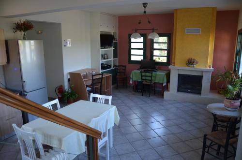 Photo of Others in Araxos