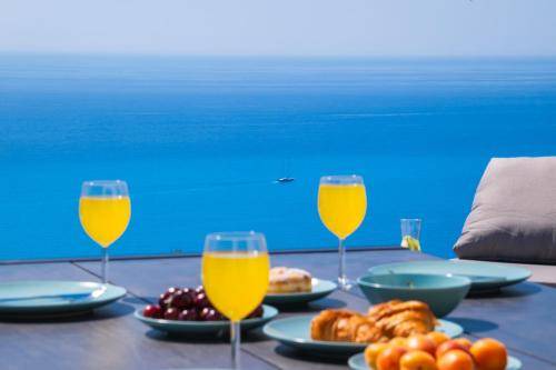 Photo of Patio Balcony in Evgiros