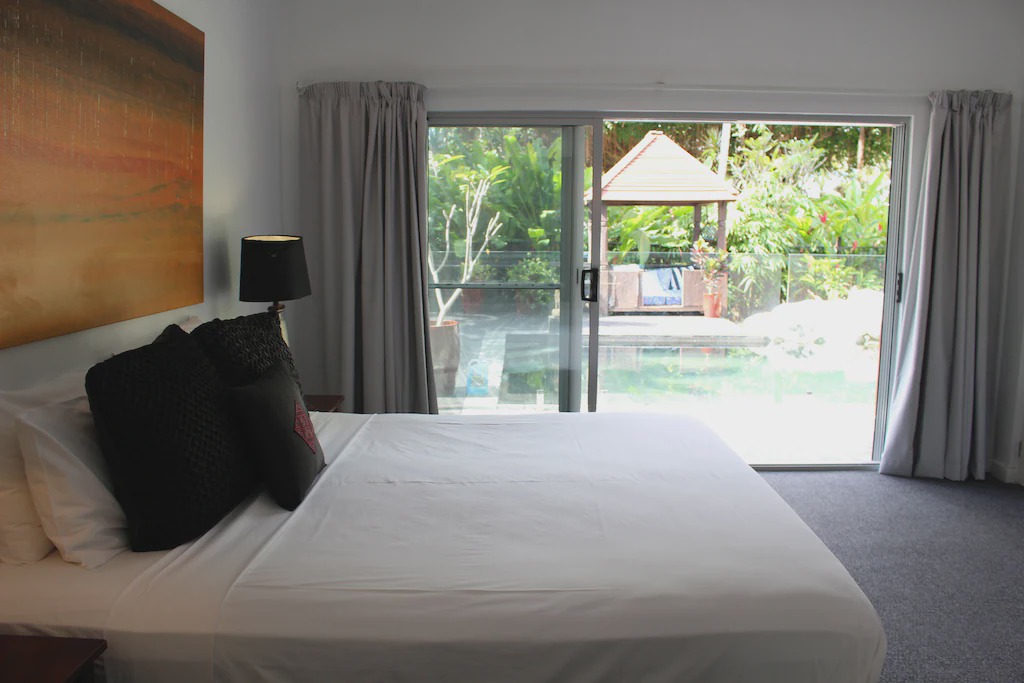 Photo of Bedroom in Oak Beach