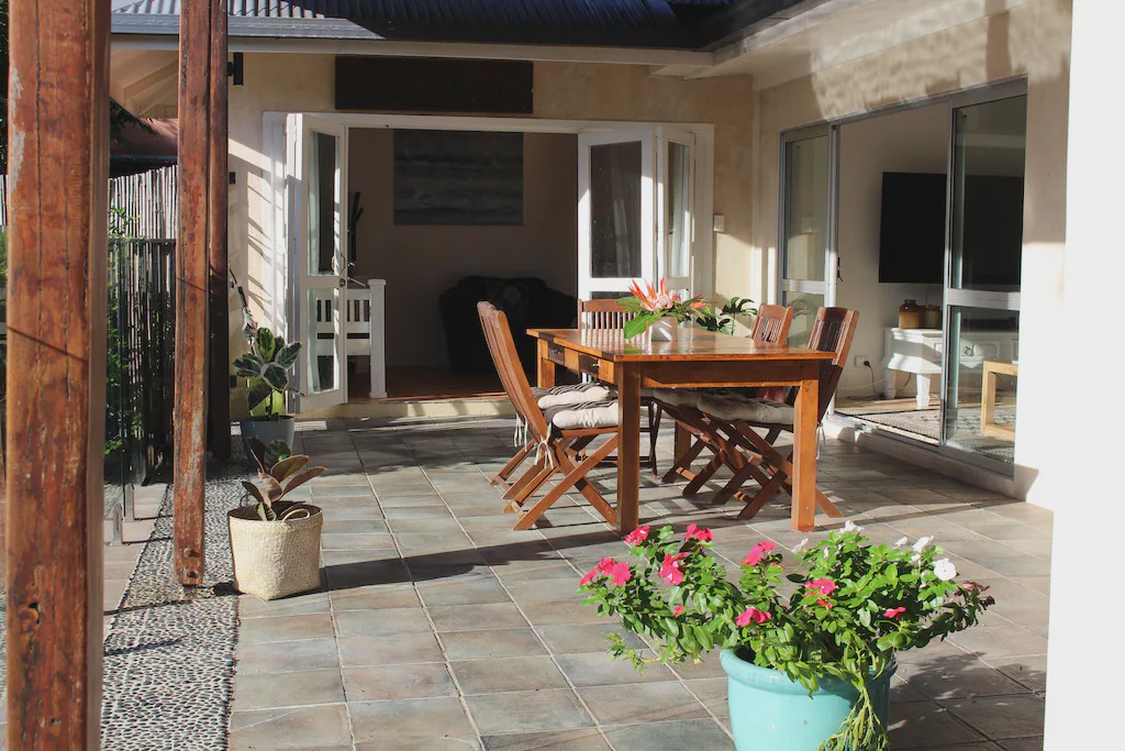 Photo of Patio Balcony in Oak Beach