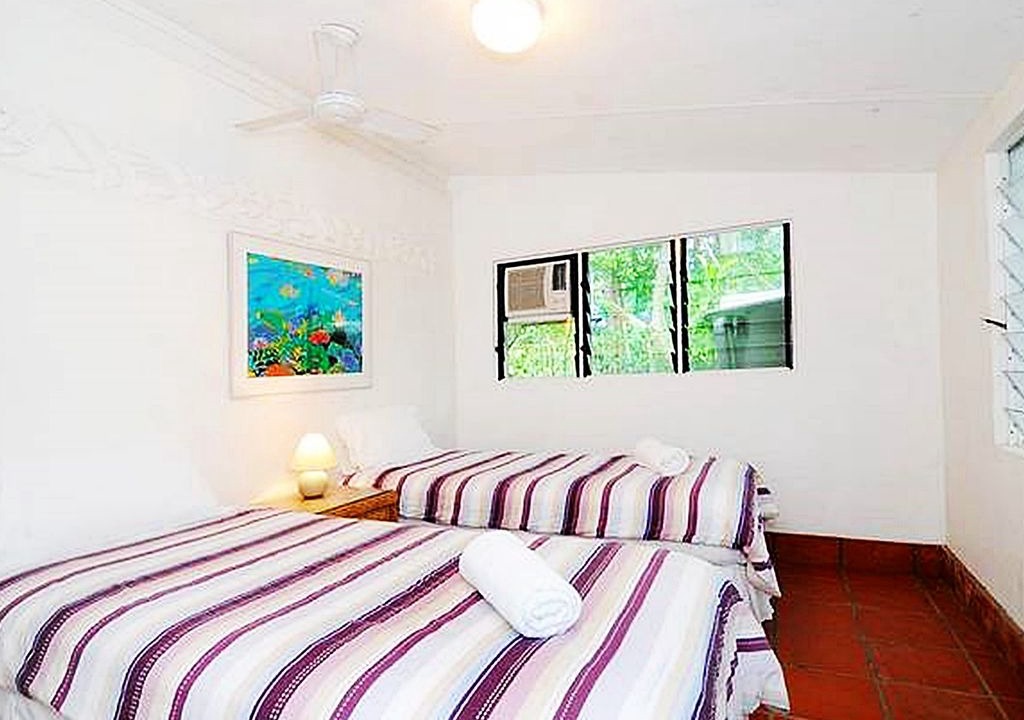 Photo of Bedroom in Oak Beach