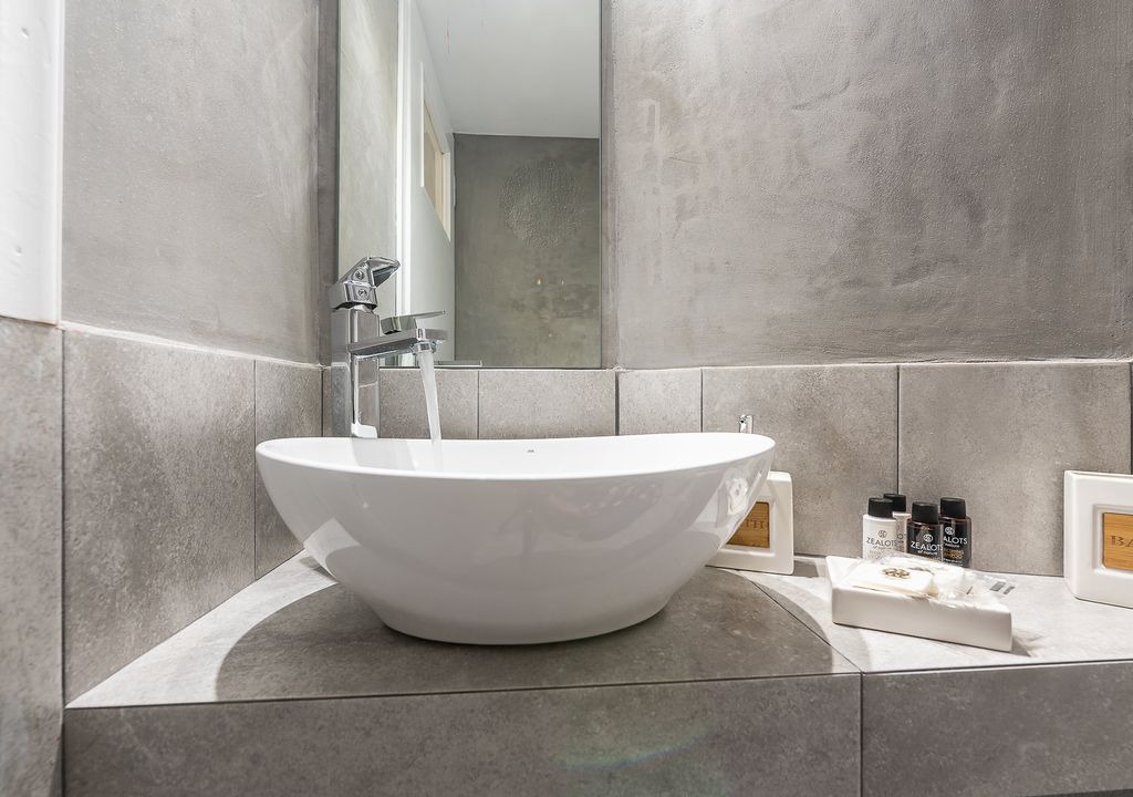 Photo of Bathroom in Thissio