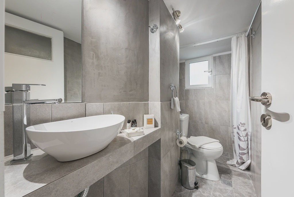 Photo of Bathroom in Thissio