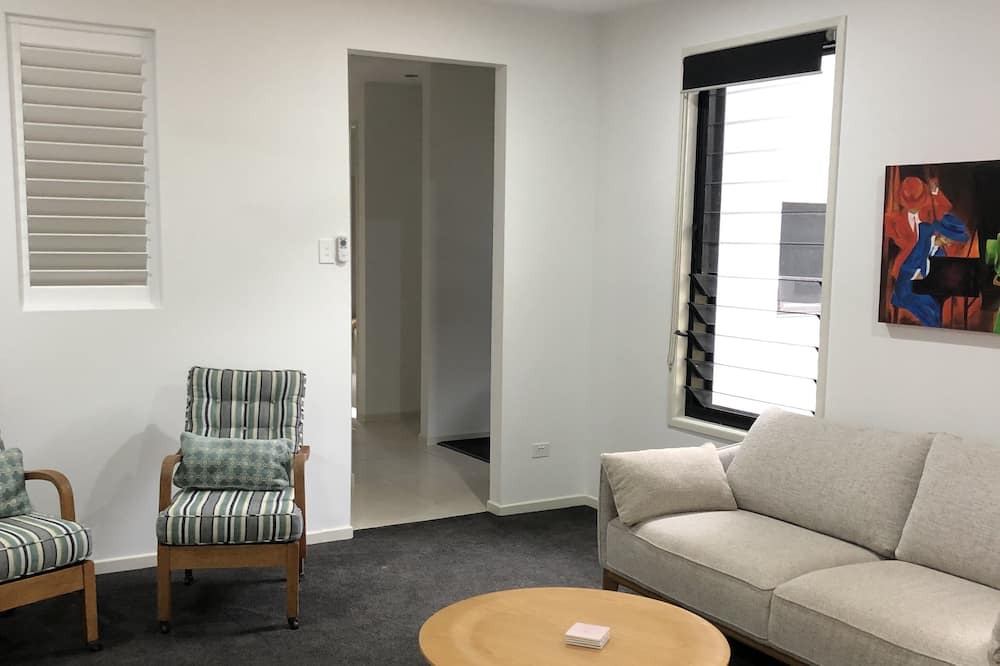 Photo of Livingroom in Redland Bay
