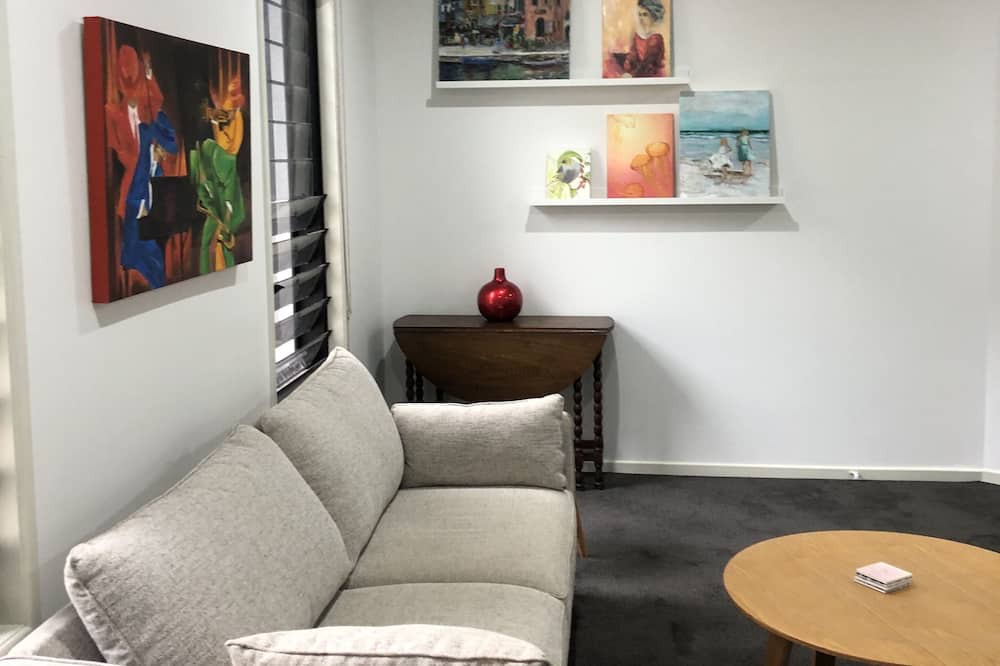 Photo of Livingroom in Redland Bay