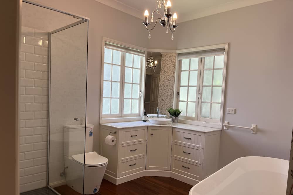 Photo of Bathroom in Buderim