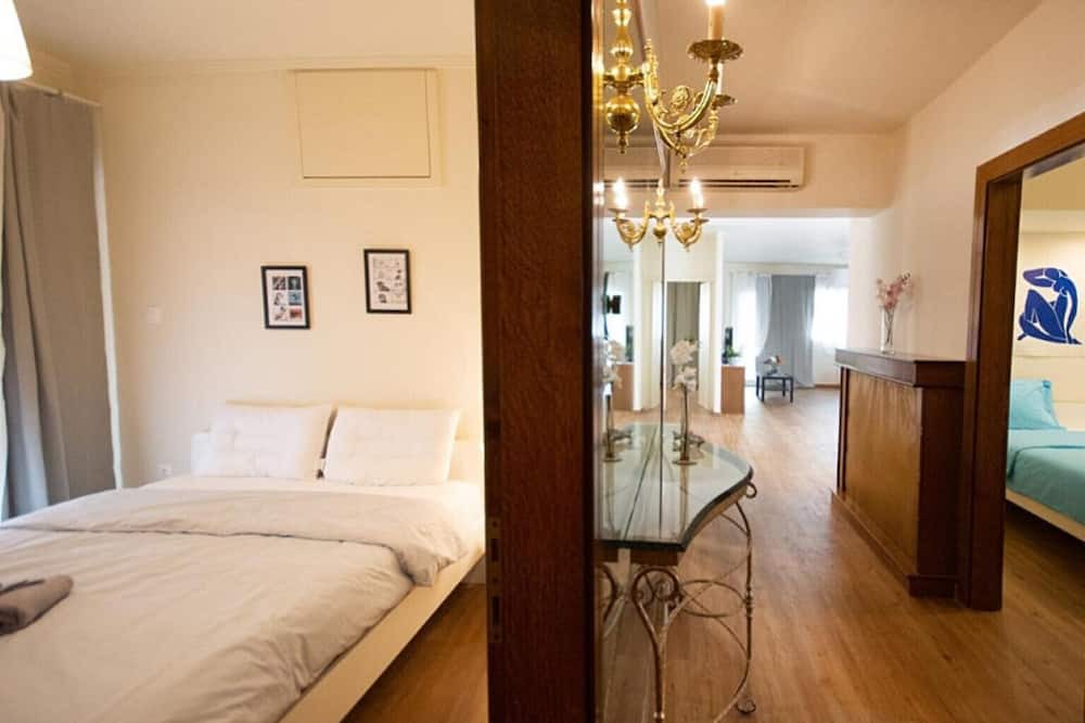 Photo of Bedroom in Kalamaria