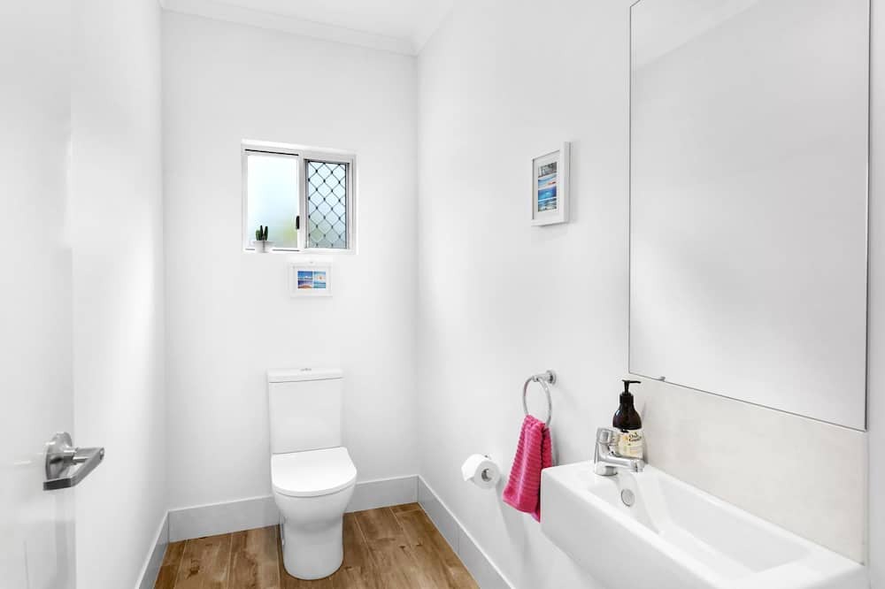 Photo of Bathroom in Clifton Beach
