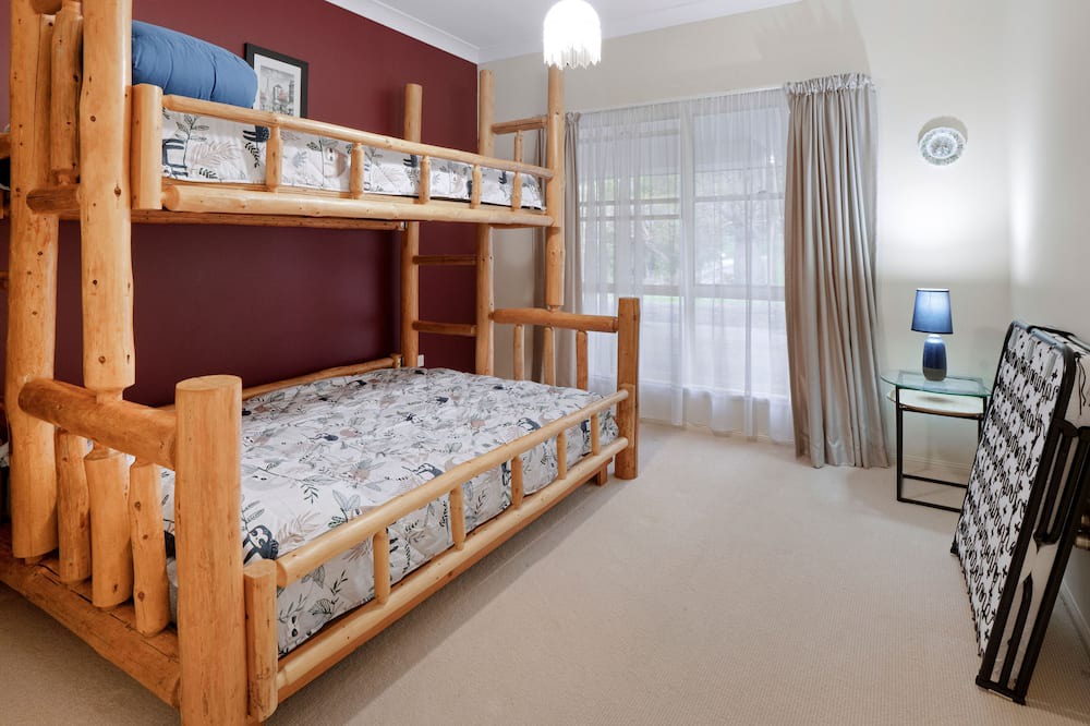 Photo of Bedroom in Black Mountain