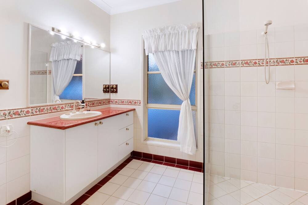 Photo of Bathroom in Black Mountain