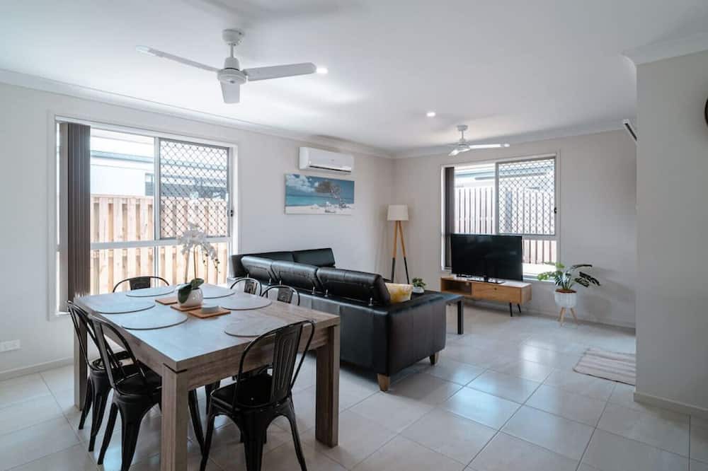 Photo of Bedroom in Coomera