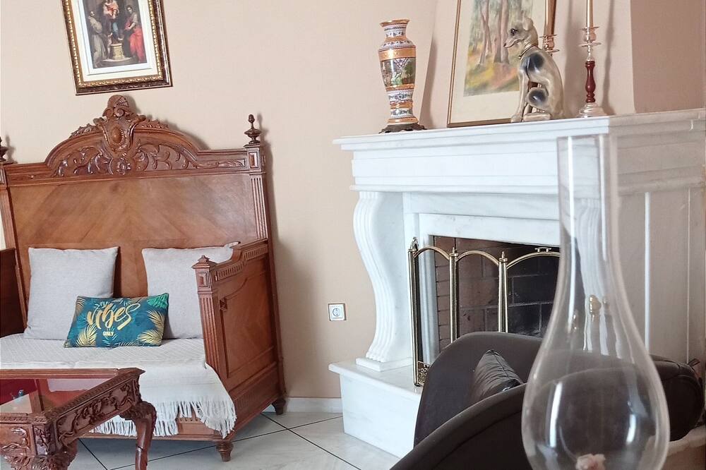 Photo of Bedroom in Itea