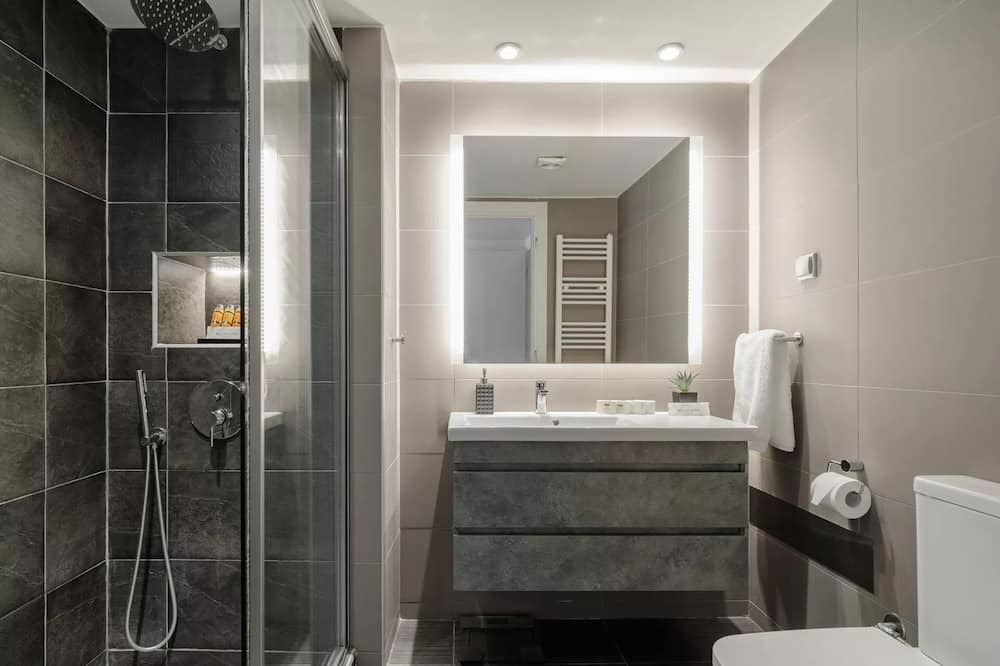 Photo of Bathroom in Koukaki