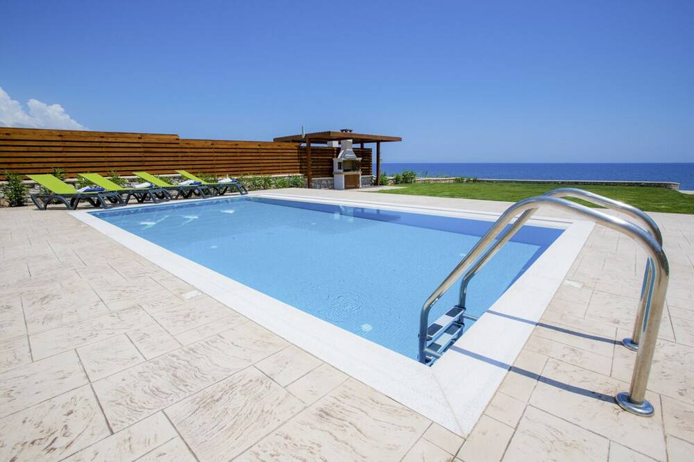 Photo of Outdoor in Lahania